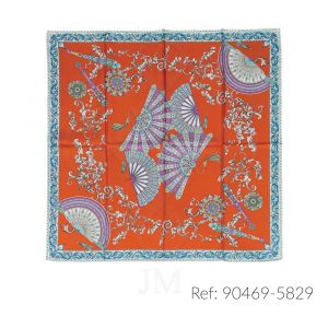 Pañuelo de seda estampado