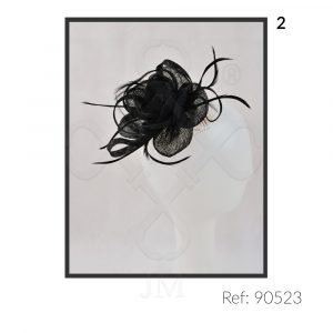 Tocado de lino y pluma