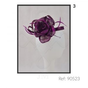 Tocado de lino y pluma