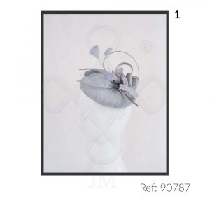 Tocado de lino y pluma