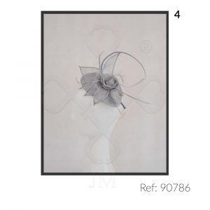 Tocado de lino y pluma