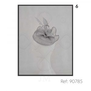 Tocado de lino y pluma